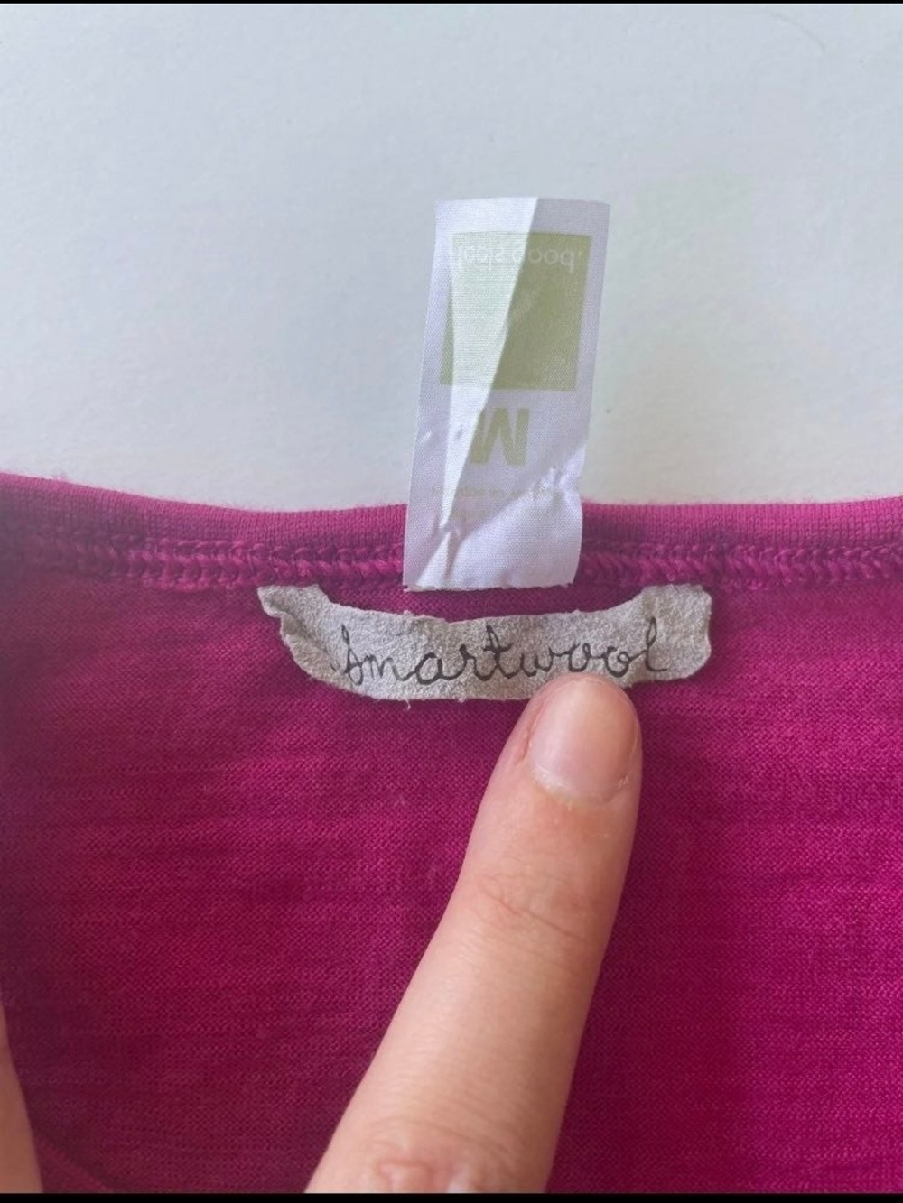 Smartwool Women's Short Sleeve Crew - Fuchsia - Picture 4 of 9